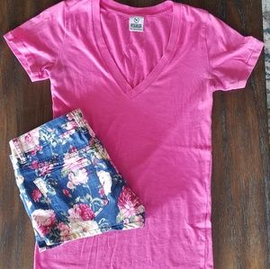 Victoria Secret T-shirt & Klique B shorts. S